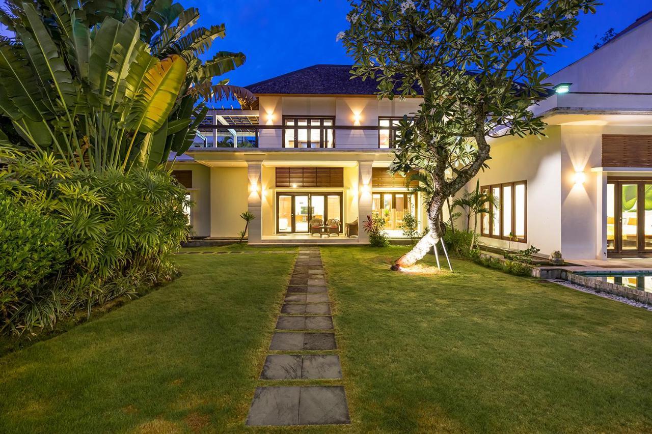 Bali Villa Lotus Σεμινιάκ Εξωτερικό φωτογραφία