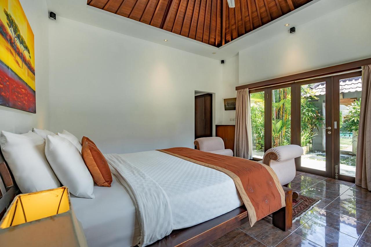 Bali Villa Lotus Σεμινιάκ Εξωτερικό φωτογραφία