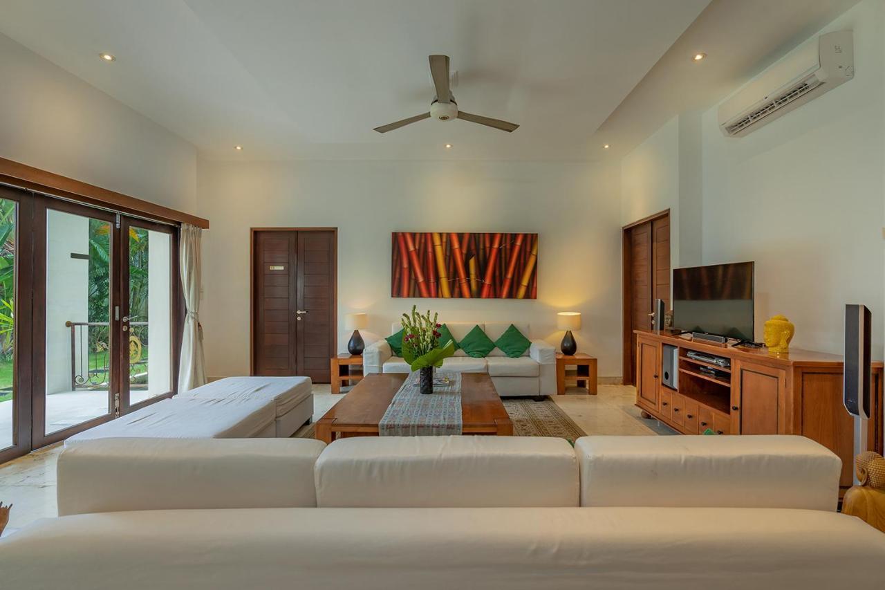 Bali Villa Lotus Σεμινιάκ Εξωτερικό φωτογραφία