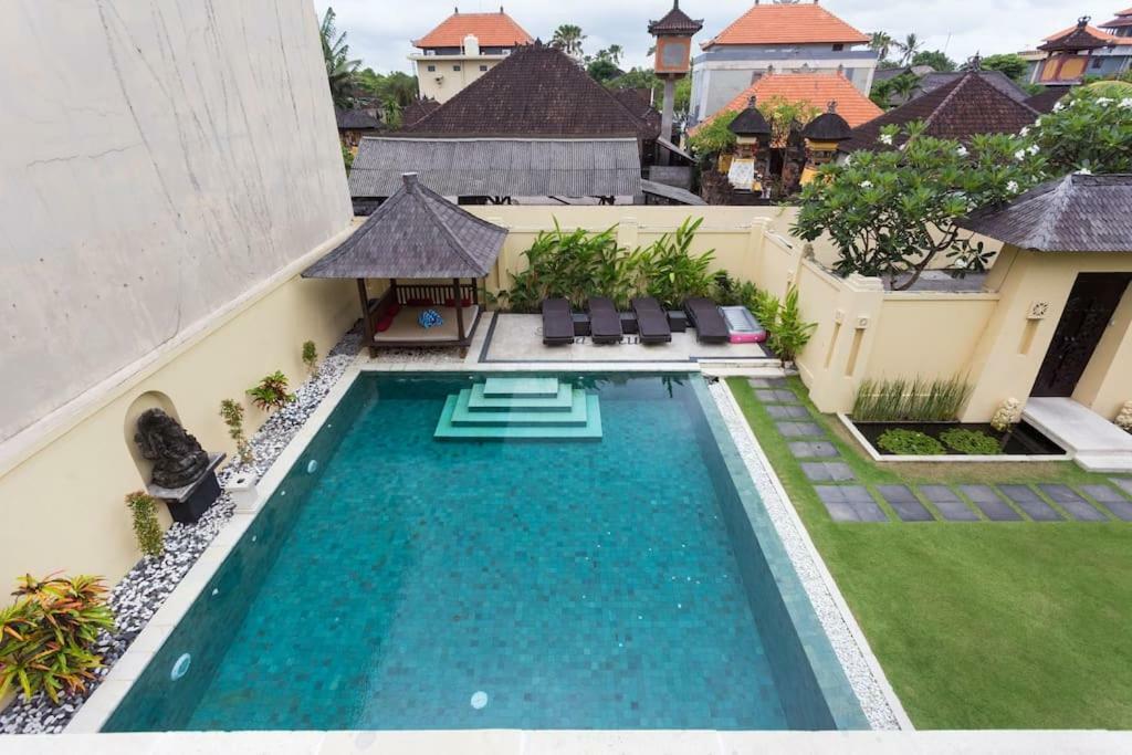 Bali Villa Lotus Σεμινιάκ Εξωτερικό φωτογραφία